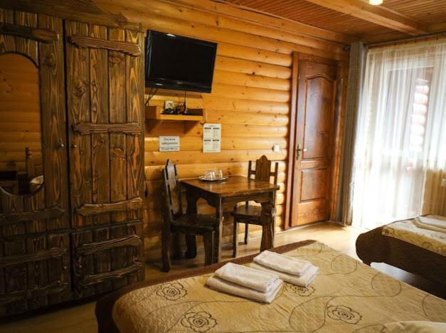 Greku Hotel Boekovel Buitenkant foto